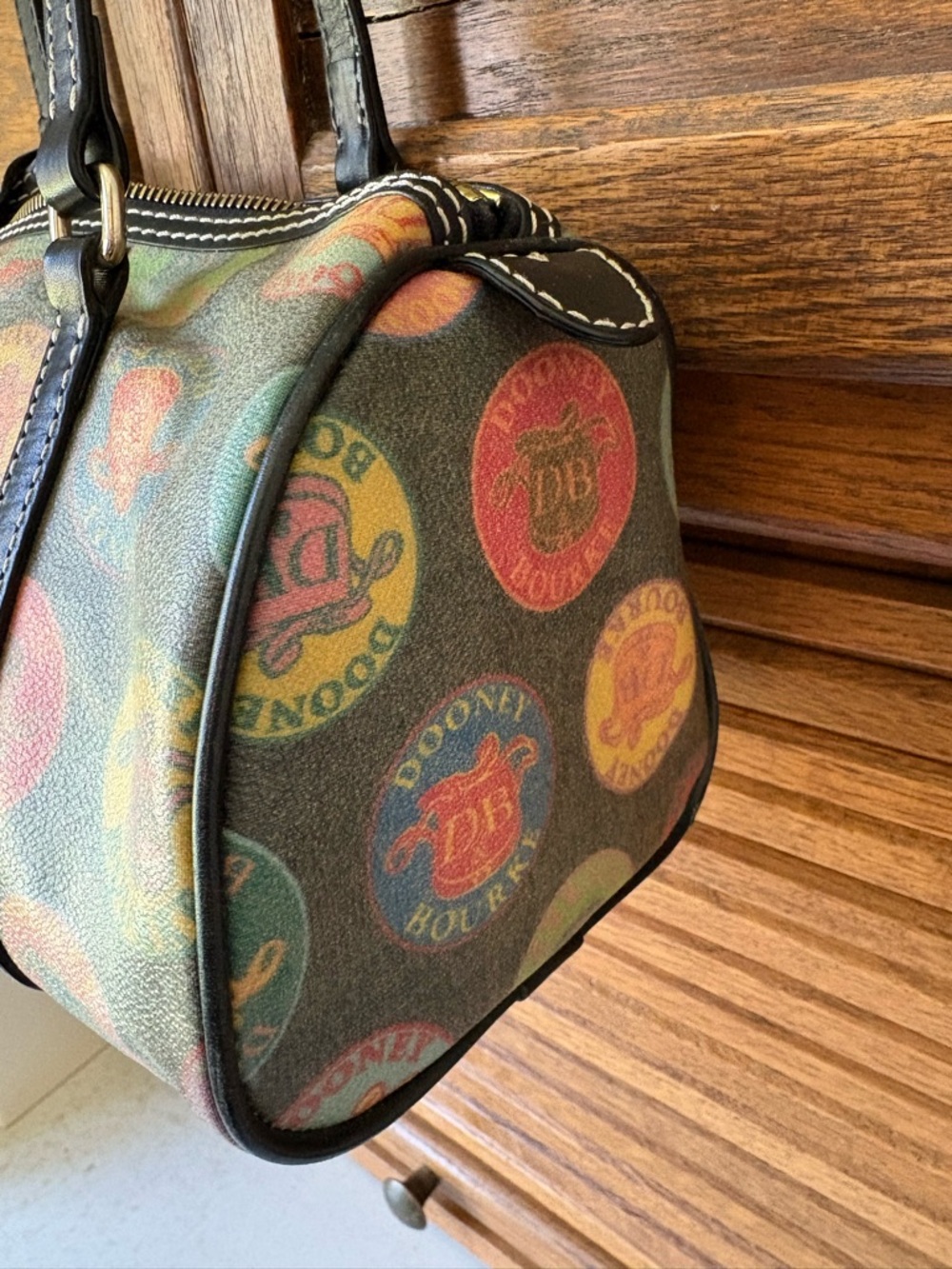Dooney & Bourke Black/Multicolor Hearts/Letters Barrel Shoulder Bag Black Trim - Picture 5 of 13